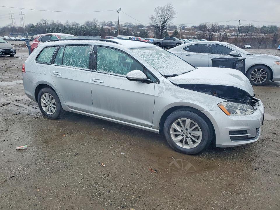 2016 Volkswagen Golf Sportwagen s