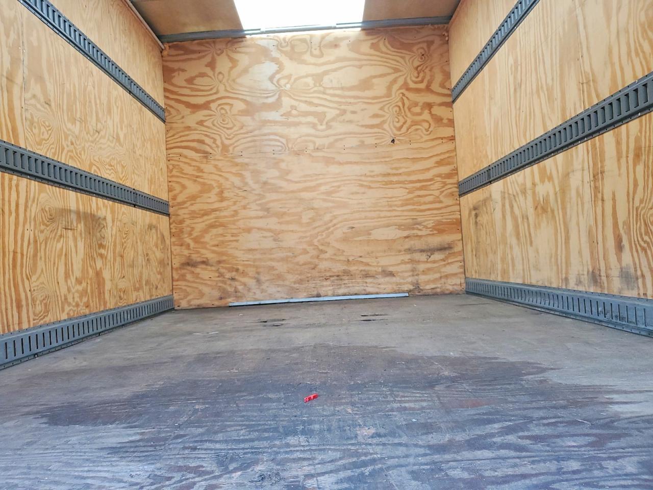 2021 Ford Econoline E350 Super Duty Cutaway Van