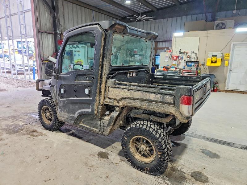 2024 John Deere Xuv865r