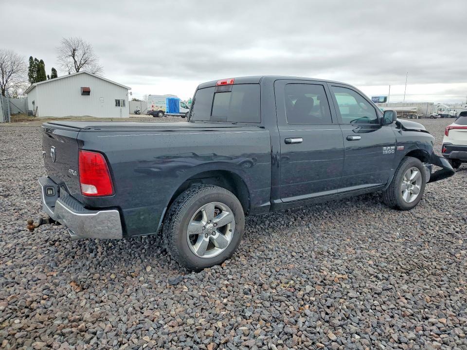 2015 Dodge RAM 1500 SLT