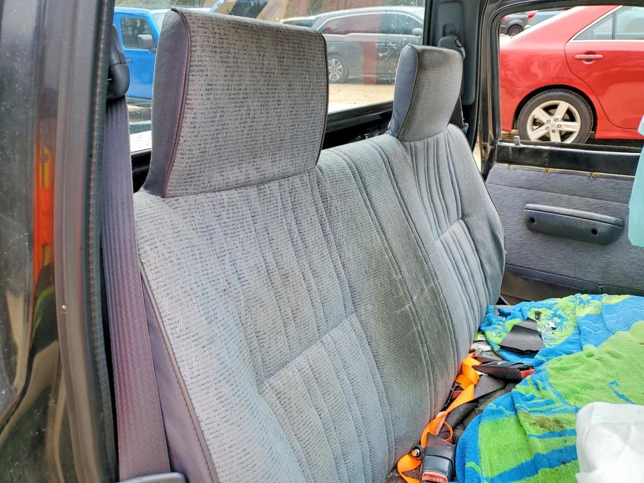 1998 Toyota Tacoma Base