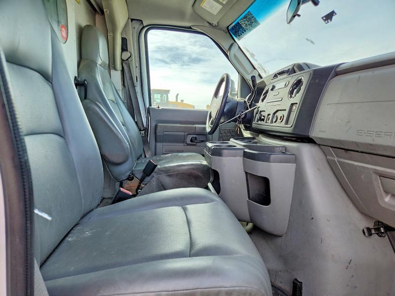 2014 Ford E350 Utility / Service Truck