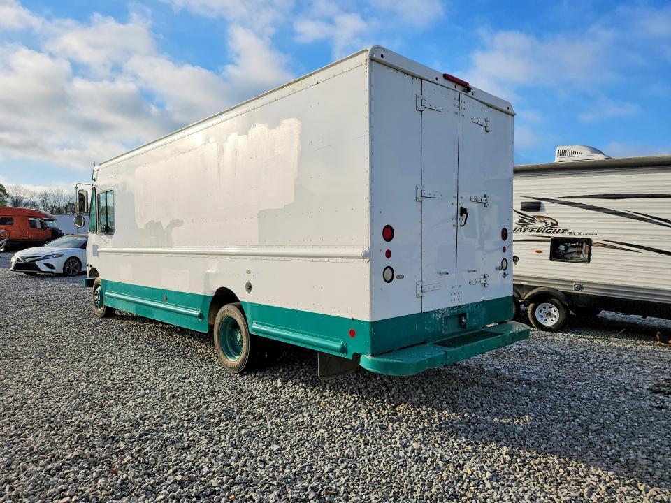 2015 Freightliner MT45 G Delivery Truck