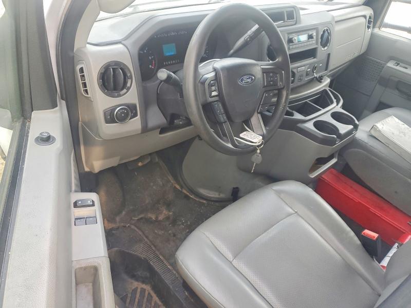 2022 Ford Econoline E450 Super Duty Cutaway van