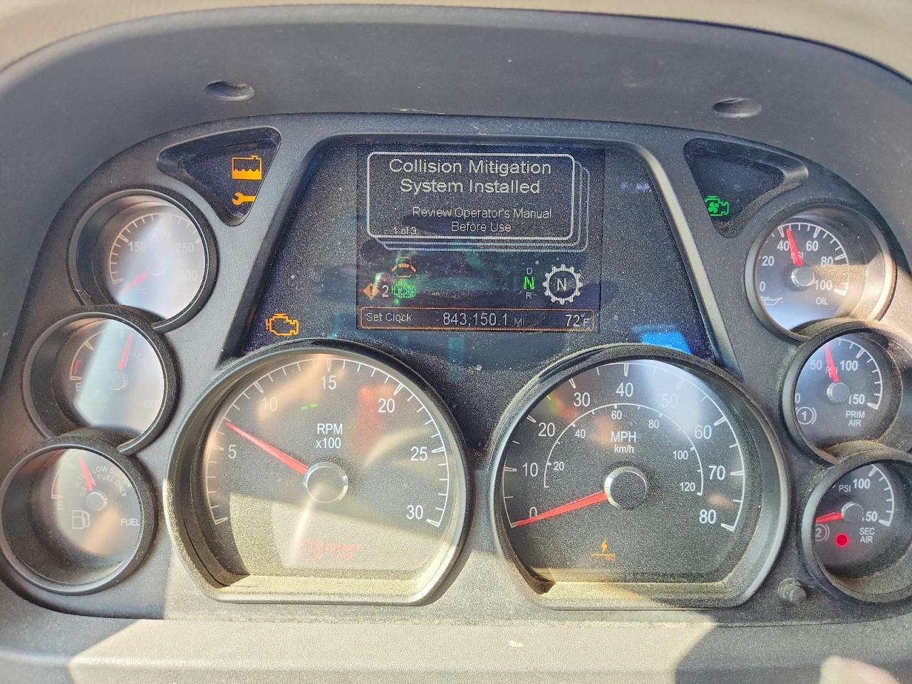 2019 Peterbilt 579 Semi Truck