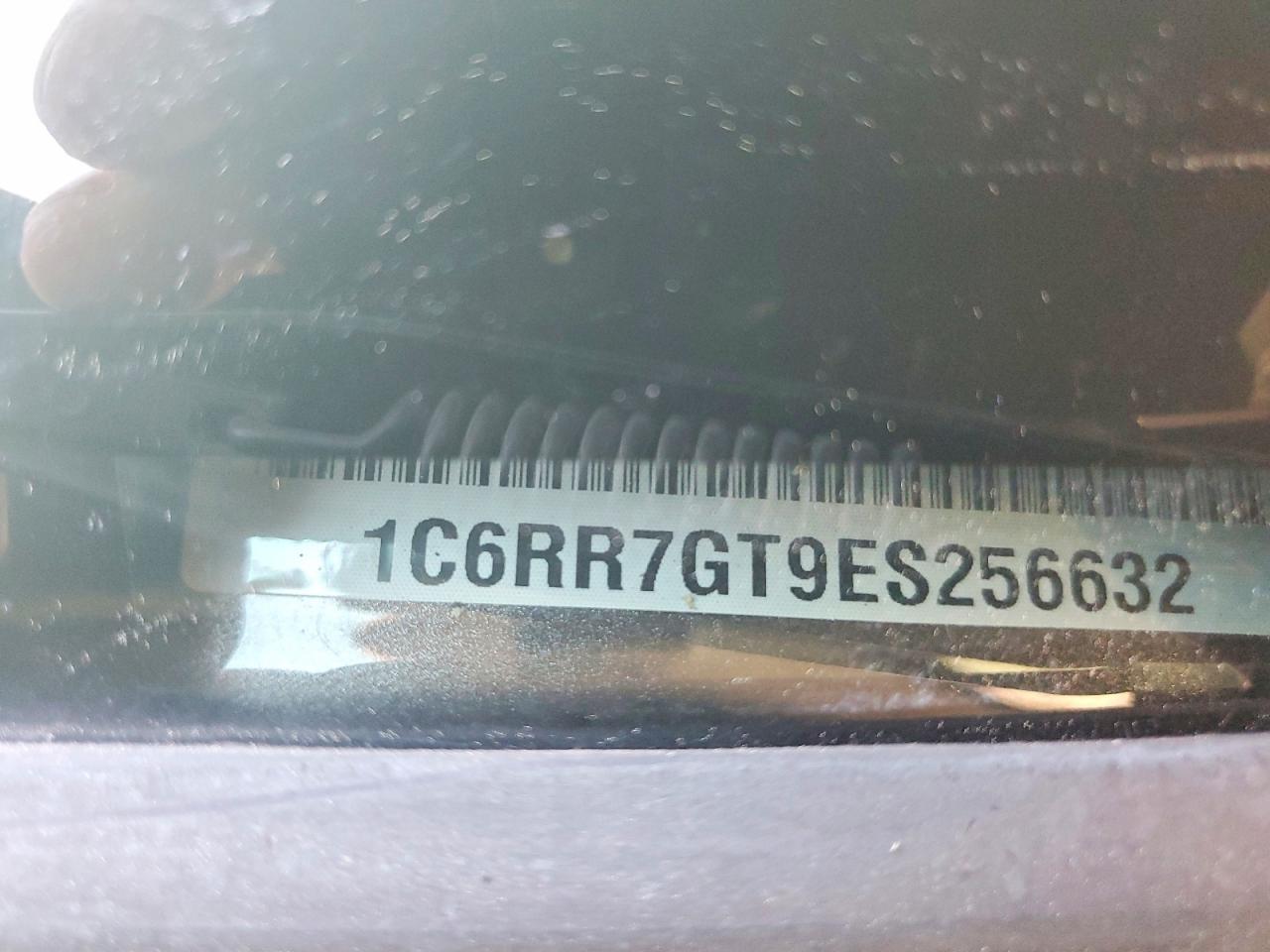 2014 Dodge RAM 1500 SLT