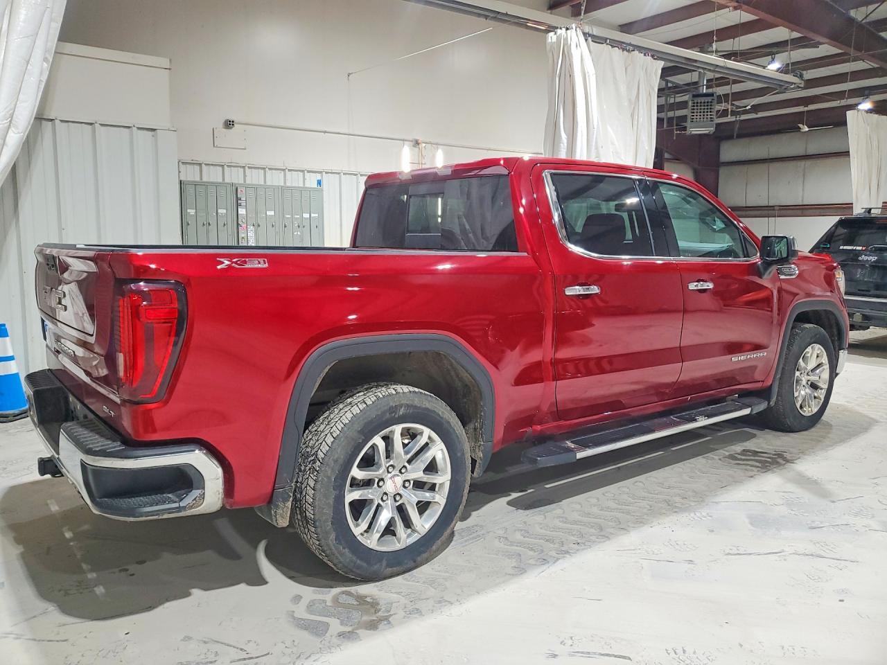 2021 GMC Sierra K1500 SLT