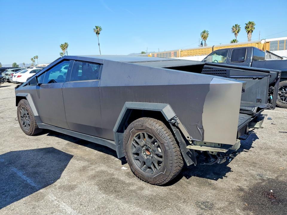 2024 Tesla Cybertruck