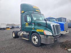 Salvage trucks for sale at Assonet, MA auction: 2018 Freigliner 2018 Freightliner Cascadia 113 Semi Truck