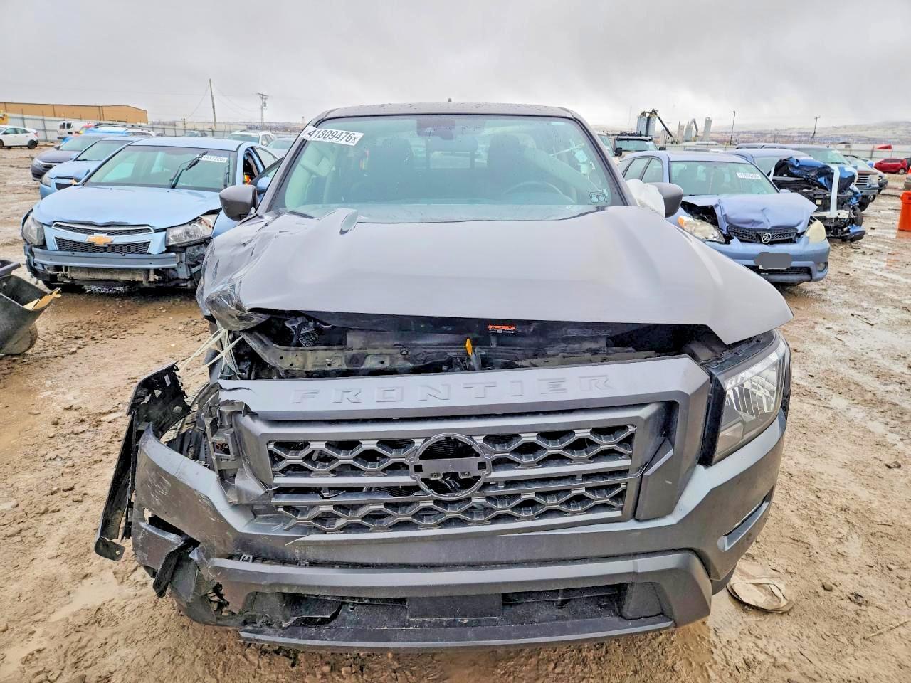 2022 Nissan Frontier SV
