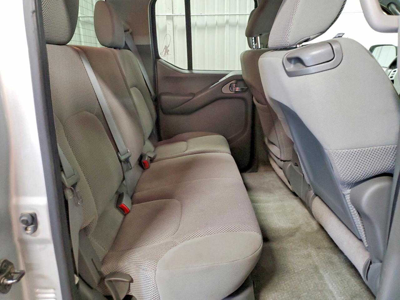 2011 Nissan Frontier S