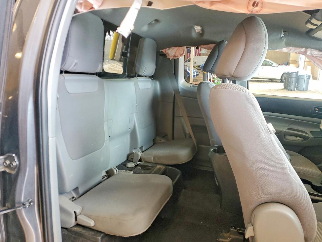 2013 Toyota Tacoma Base