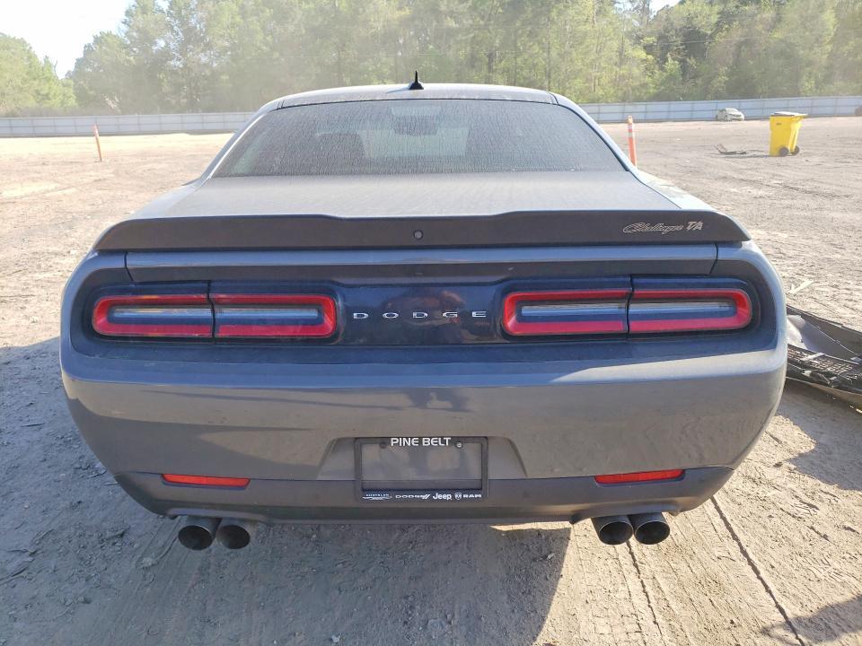 2019 Dodge Challenger r