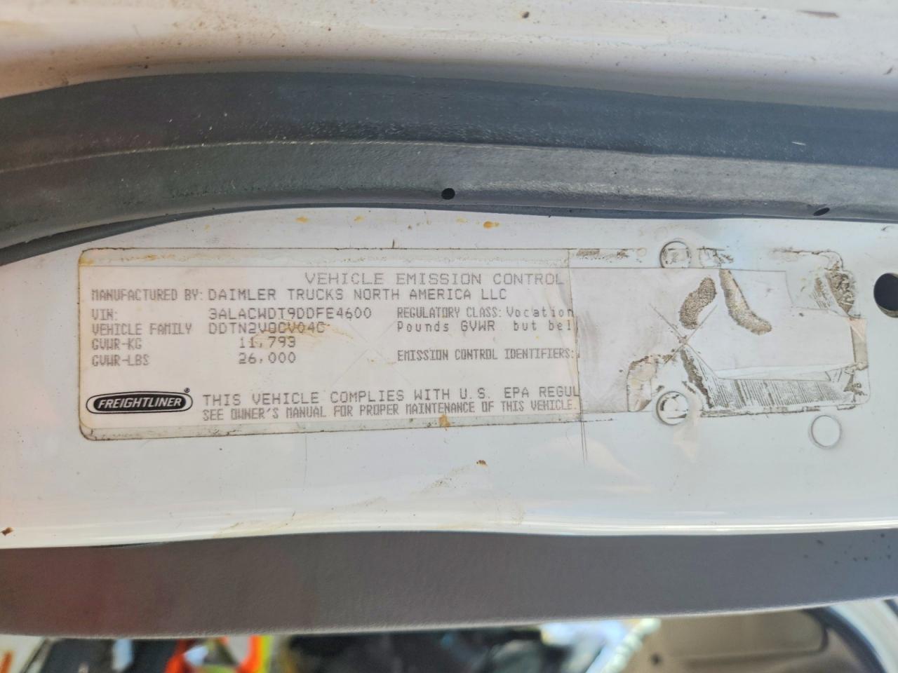 2013 Freigliner 2013 Freightliner Business Class M2 BOX Truck