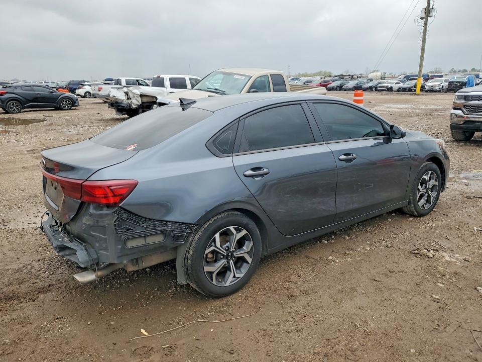 2021 KIA Forte lxs