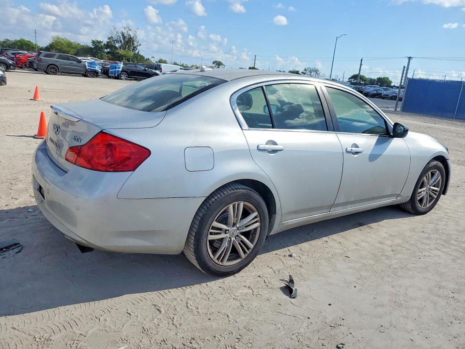 2013 Infiniti G37 Sedan