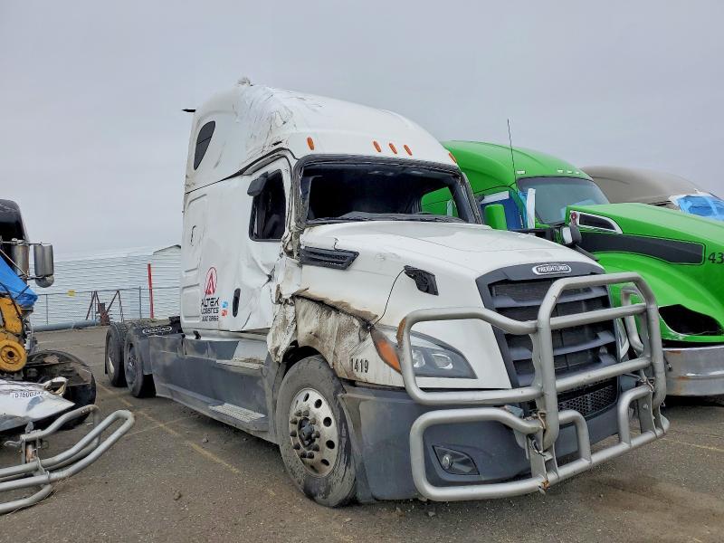 2025 Freightliner Cascadia 126 Semi Truck