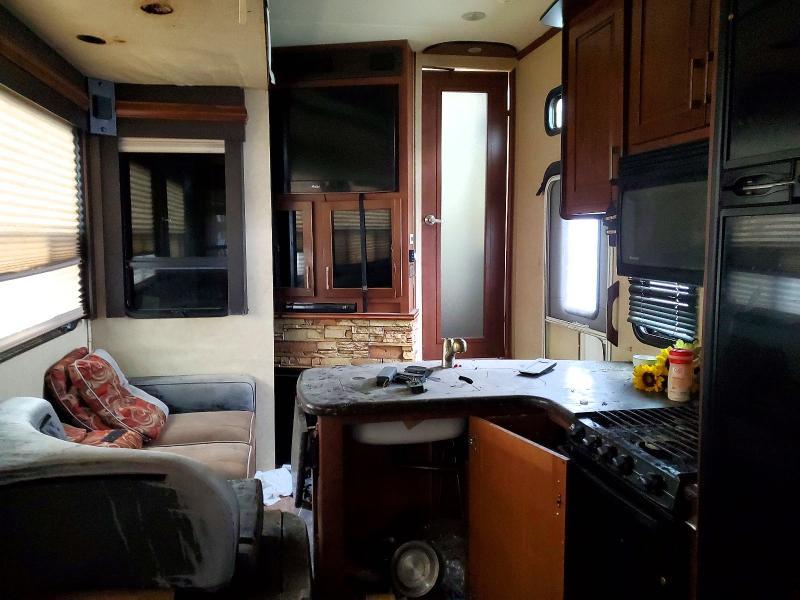 2013 Dutchmen Voltage Camper