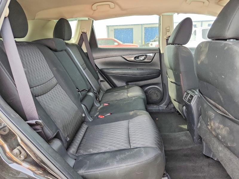 2017 Nissan Rogue sv