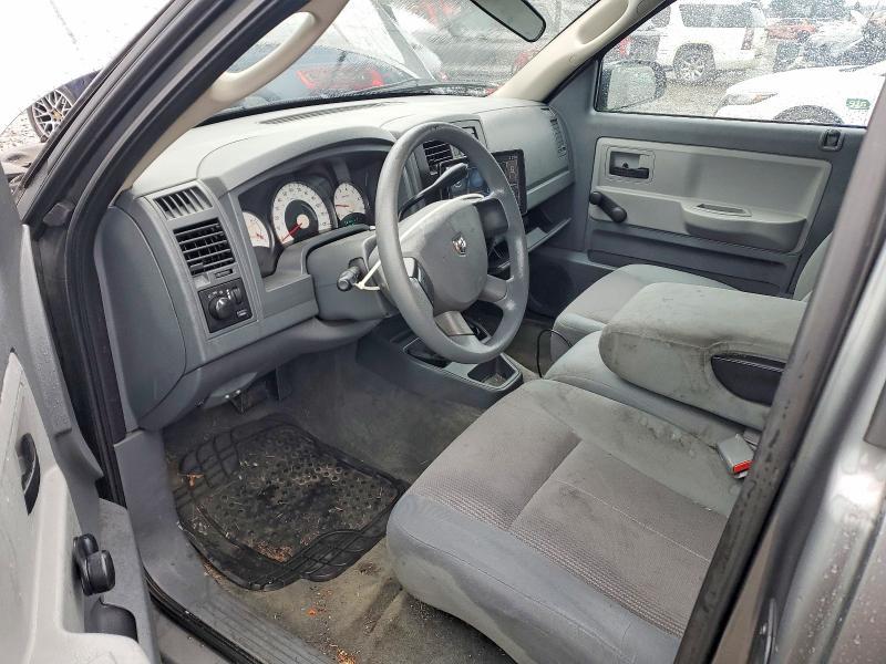 2005 Dodge Dakota st