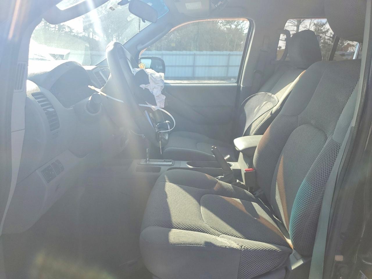 2010 Nissan Frontier SE V6