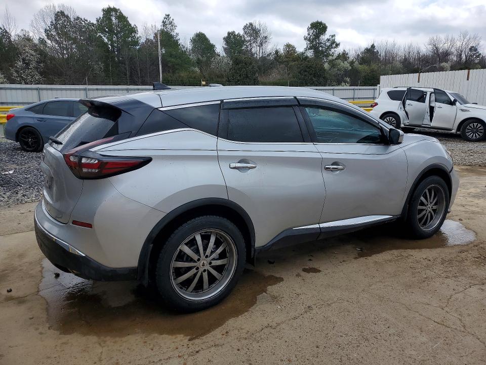 2020 Nissan Murano s