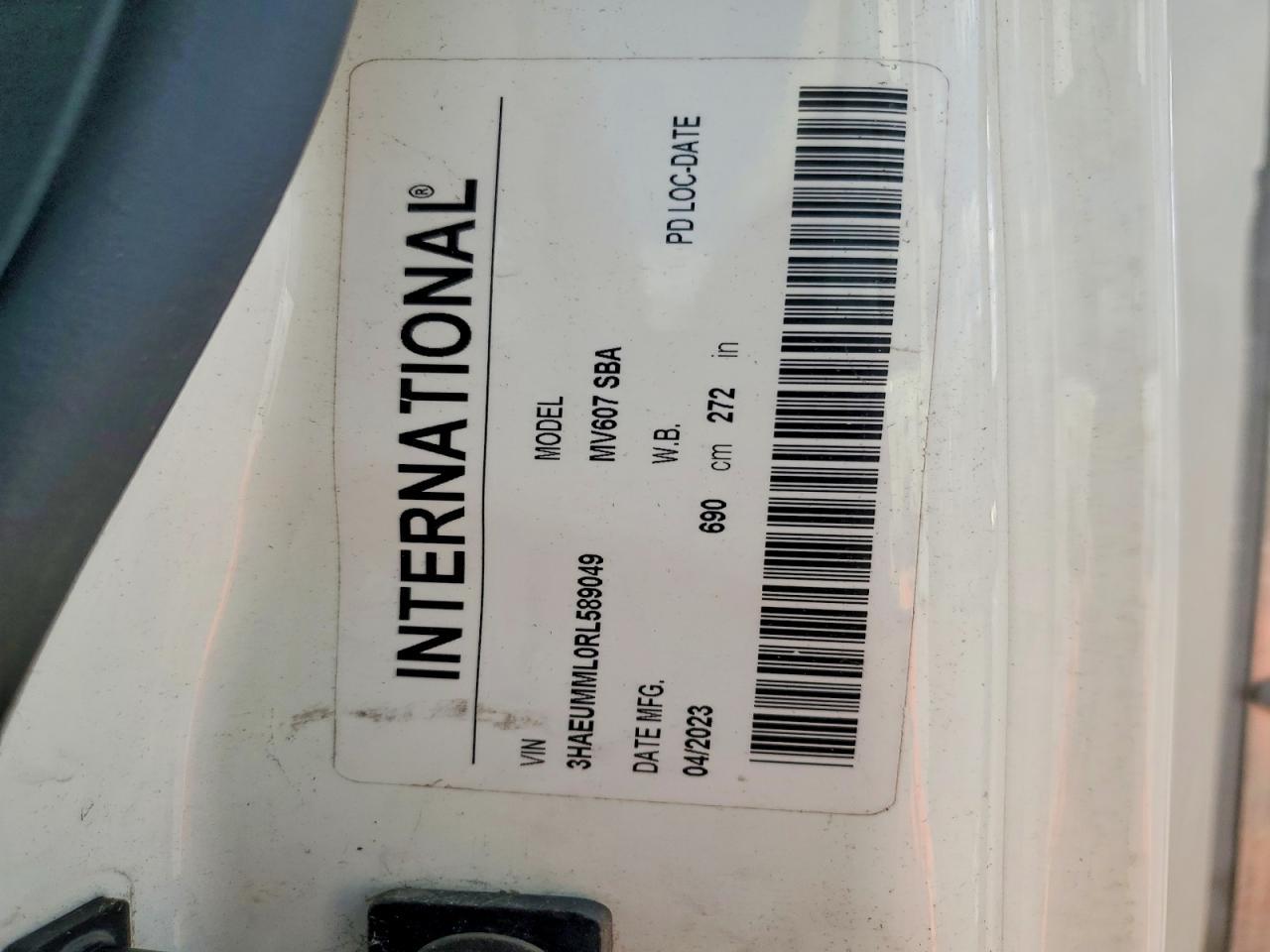 2024 International MV607 BOX Truck