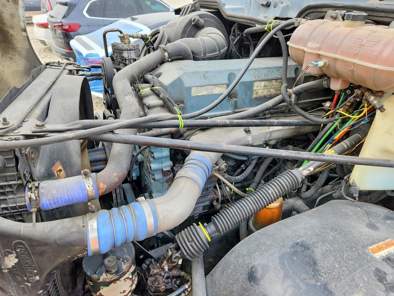 1998 Freightliner Convention-Semi Truck