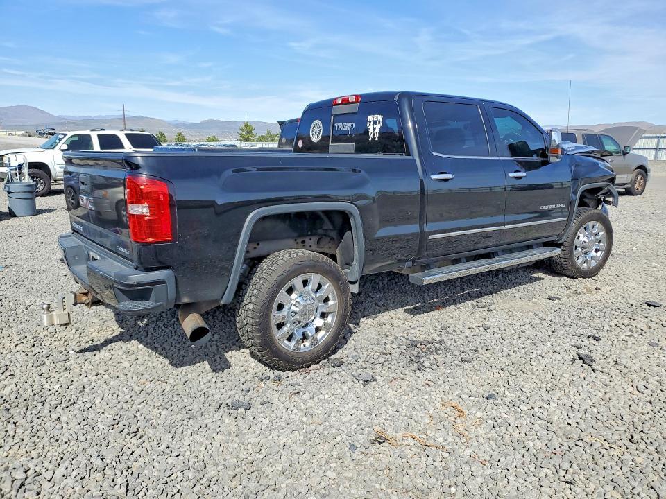 2017 GMC Sierra K2500 Denali