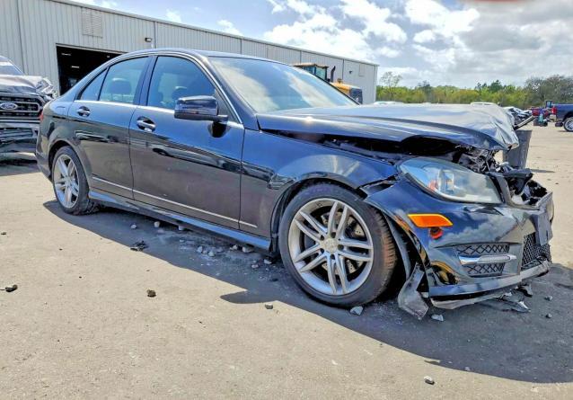 2013 Mercedes-Benz C 300 4matic