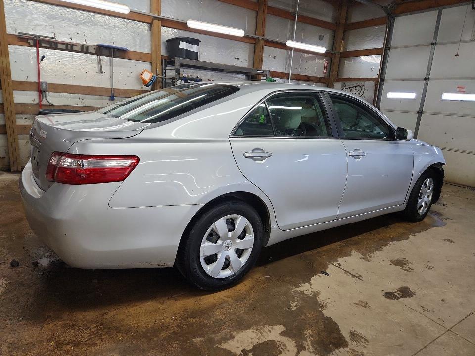 2009 Toyota Camry le