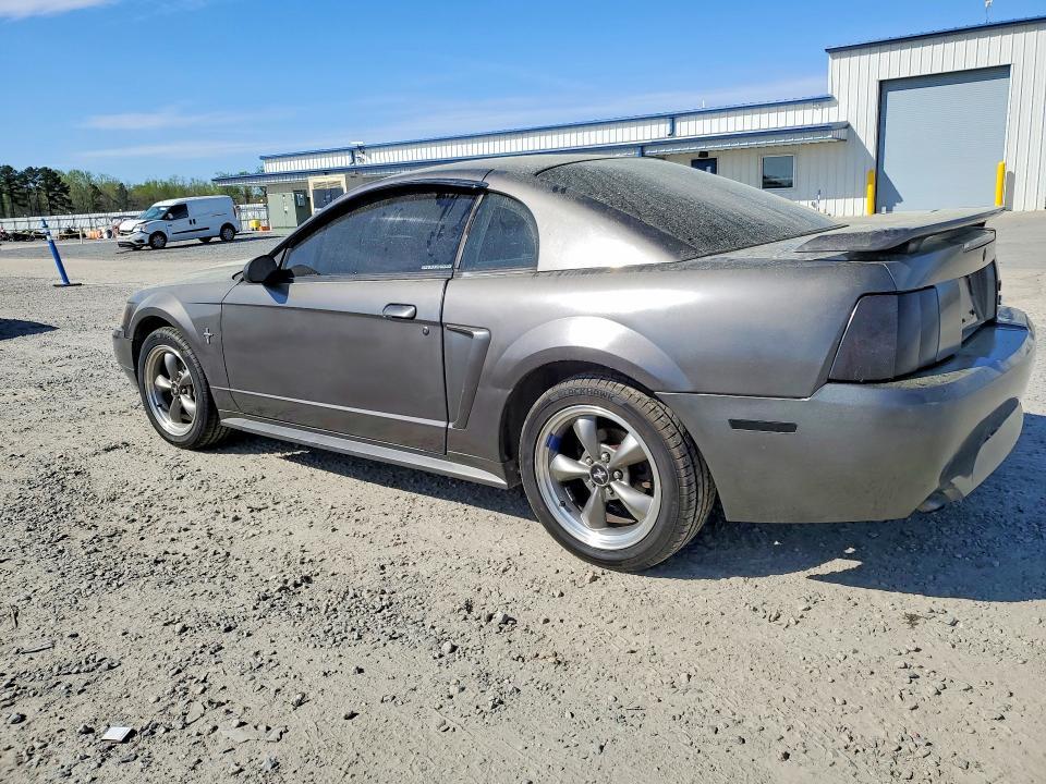 2003 Ford Mustang
