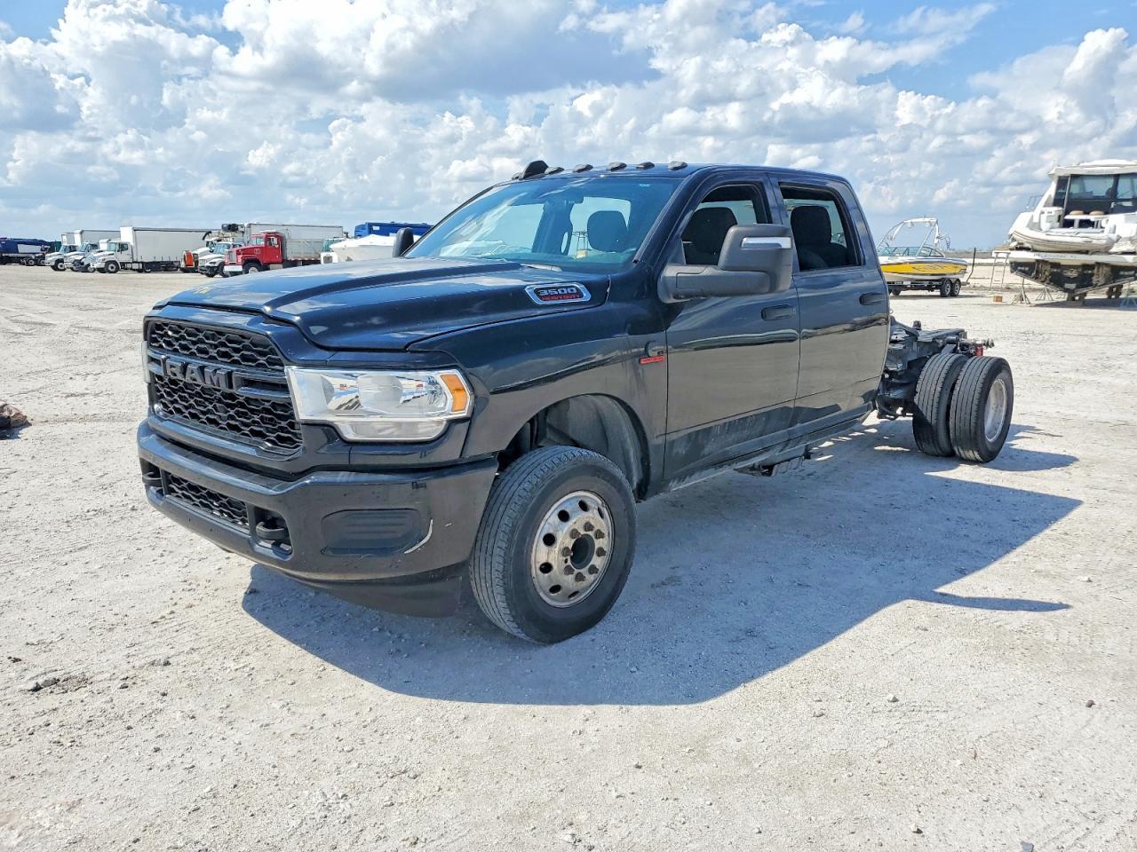 2023 Dodge RAM 3500 Truck Cab AND Chassis