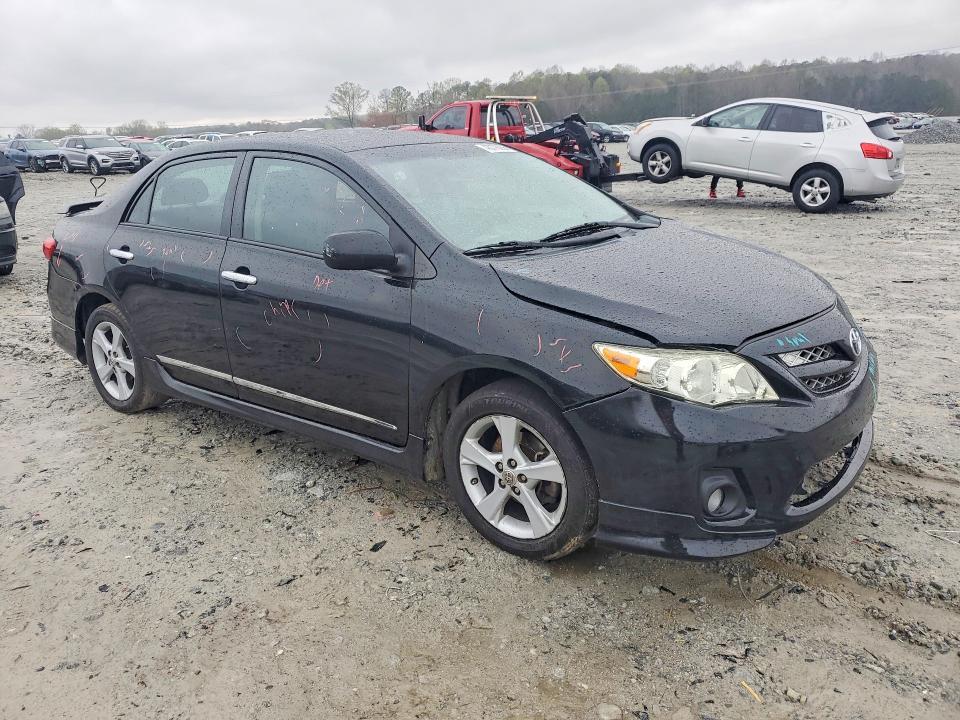 2013 Toyota Corolla s