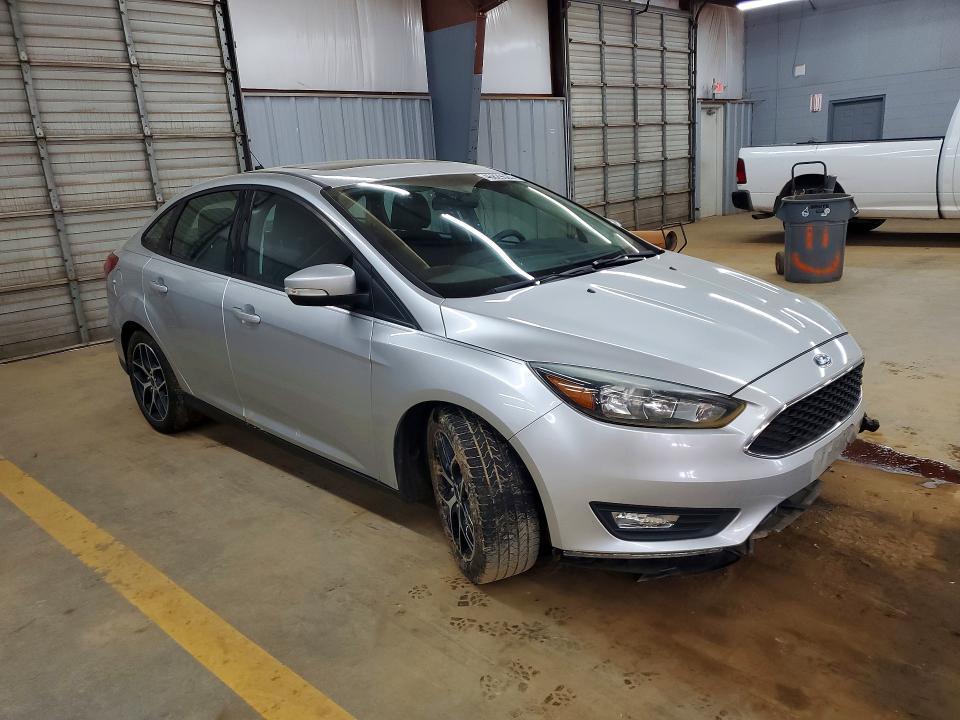 2017 Ford Focus sel