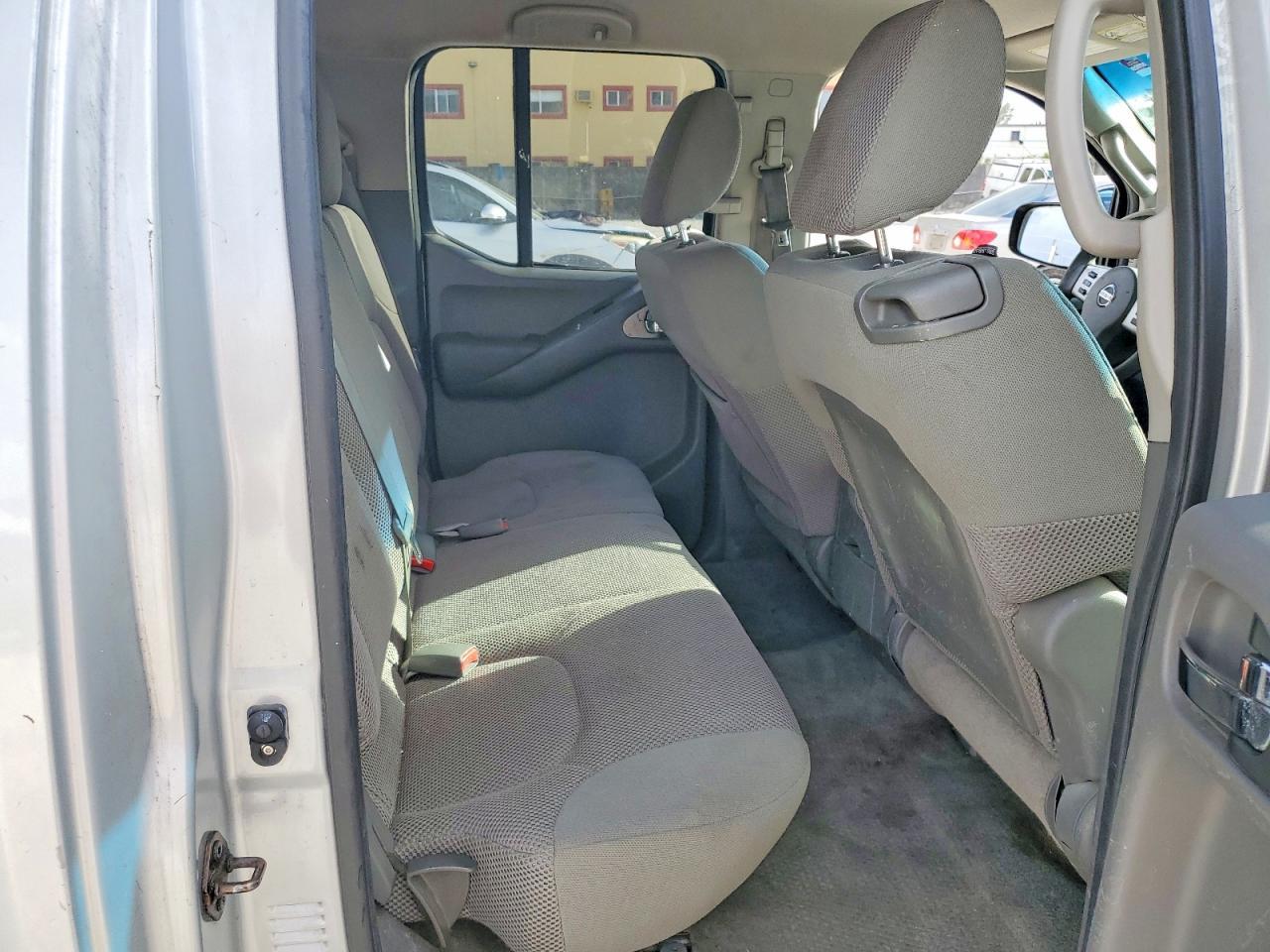 2013 Nissan Frontier S