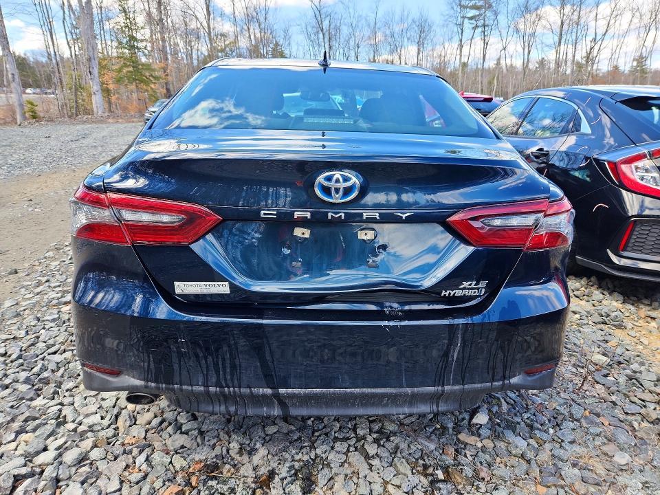 2021 Toyota Camry Hybrid xle
