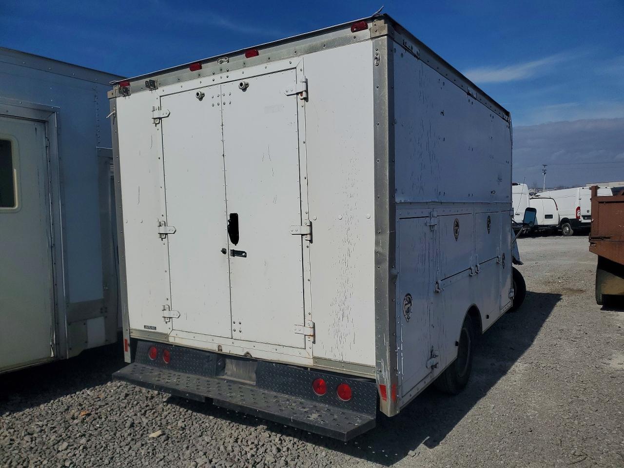 2001 Chevrolet Express Utility / Service Truck