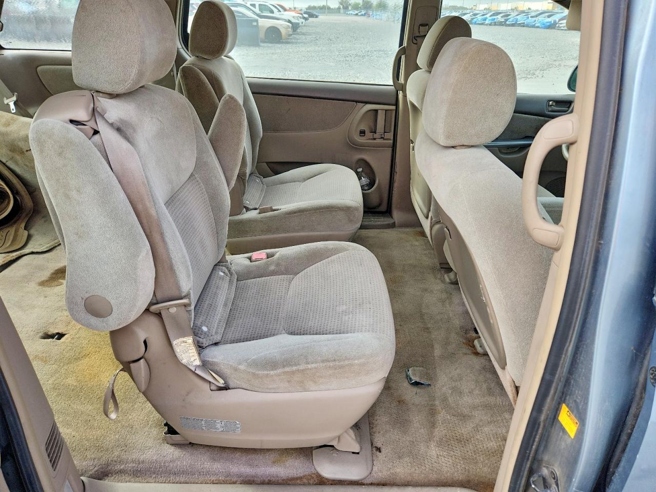 2006 Toyota Sienna ce 7 Passenger