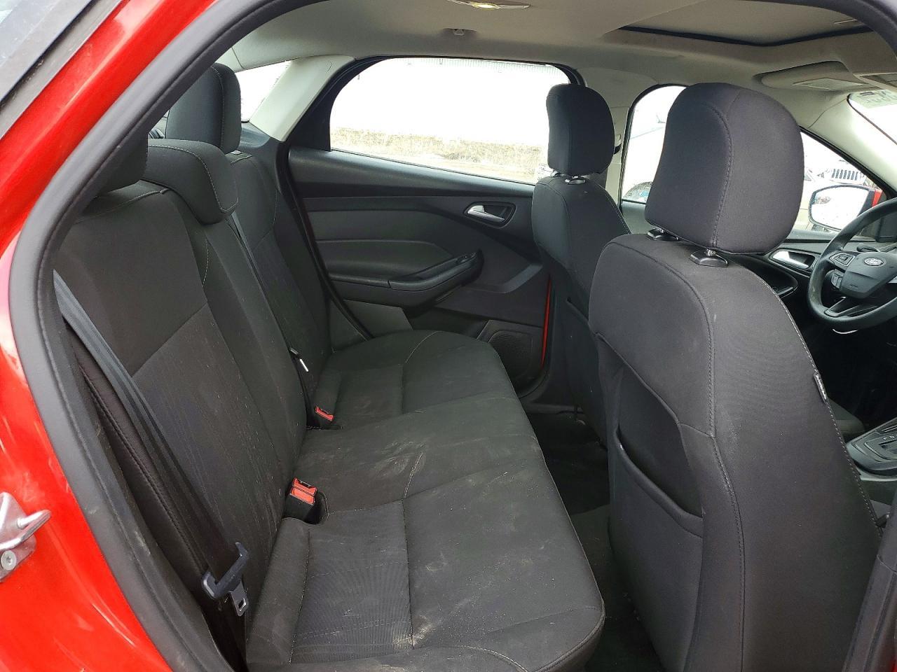 2016 Ford Focus se