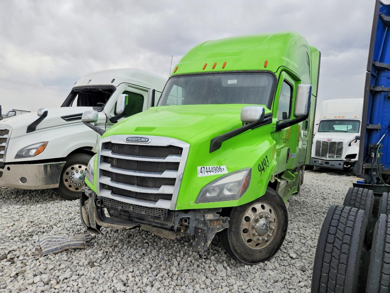 2020 Freightliner Cascadia 126