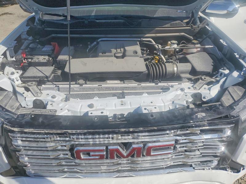 2025 GMC Canyon Denali