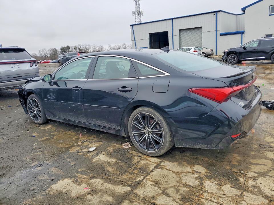 2022 Toyota Avalon Touring