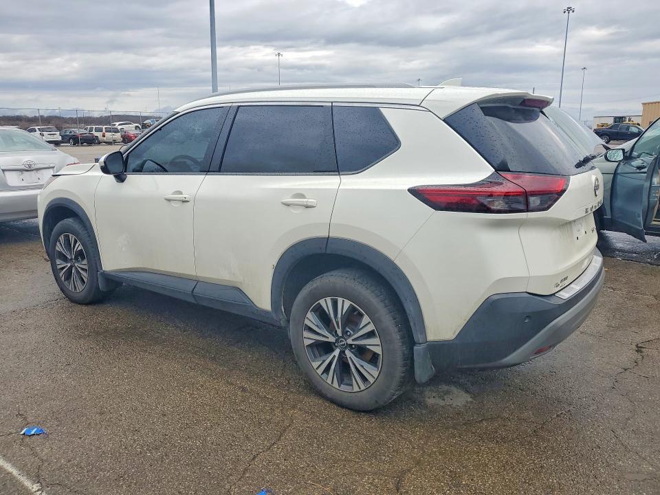 2022 Nissan Rogue sv