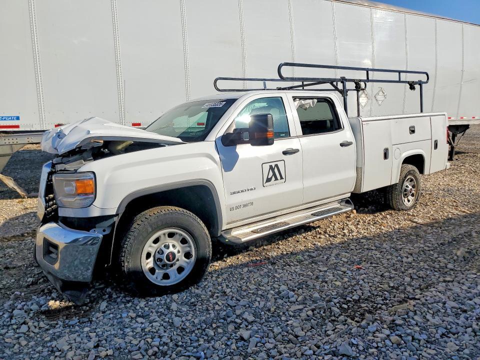 2016 GMC Sierra 3500 Utility / Service Truck