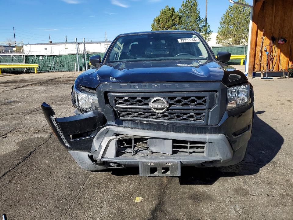 2022 Nissan Frontier S