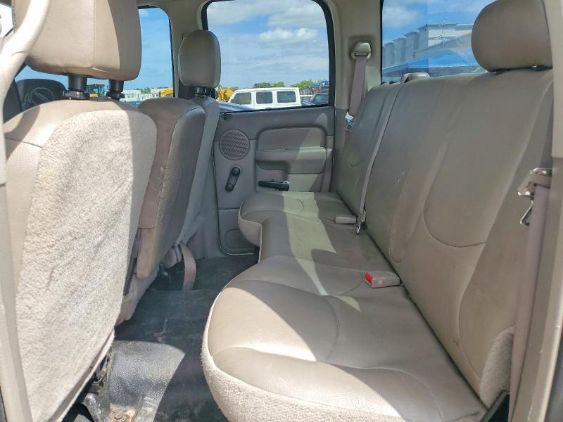 2004 Dodge RAM 1500 ST