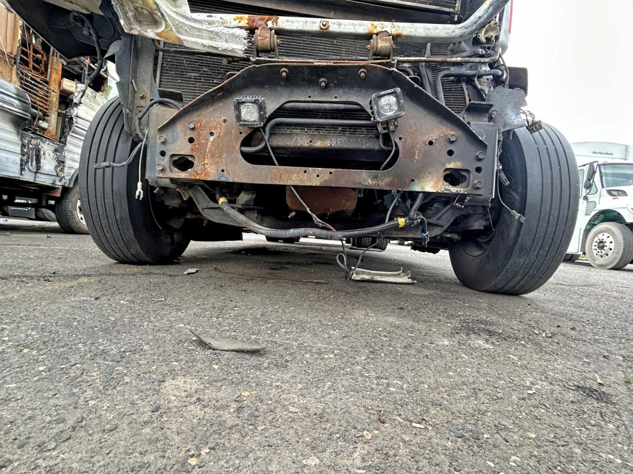 2009 International LF627 Semi Truck