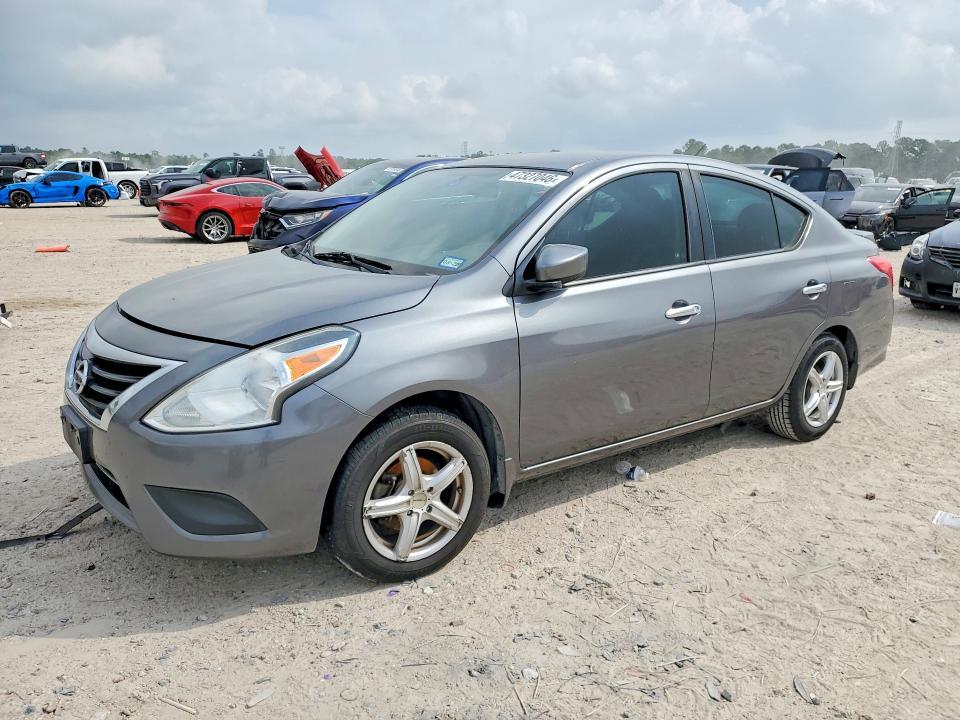 2016 Nissan Versa 1.6 sv