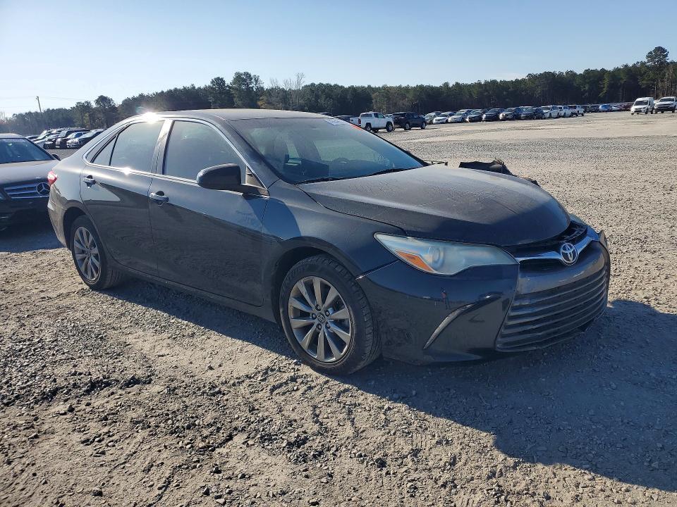 2016 Toyota Camry xle